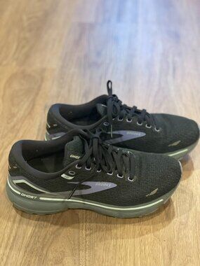 Brooks Ghost 15 Women's Running Sneakers